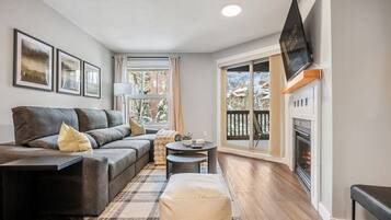 TV connectée, cheminée