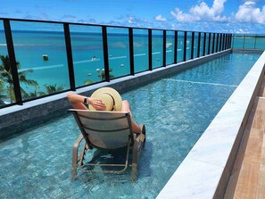 Appartamento Deluxe | Piscina | Piscina all'aperto