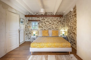 3 bedrooms, desk, iron/ironing board, travel cot - Spacious 3-star house 250m from the beach (Saint-Suliac)