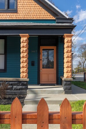 Exterior detail - Teal Tavern! 5BR! 2 Game Rooms! Near Lynn Family Stadium & Mellwood Art Center! (Louisville)