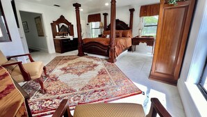 Unclassified image, 2 of 10, button - Cora's Suite at the Flyin H Ranch (Tyler)