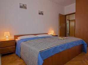 1 dormitorio, Internet, ropa de cama