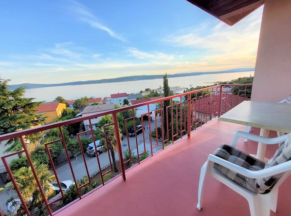 Property grounds - Sleek and Serene Rooms Crikvenica - Triple room with Balcony and Sea View (Crikvenica)