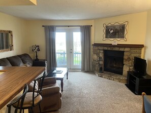 Lägenhet Deluxe - sjöutsikt | Vardagsrum