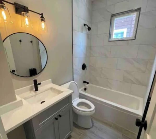 Savon, shampoing, papier toilette