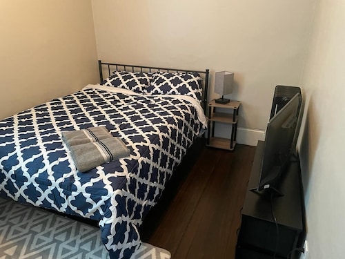 Homestay In Fields Corner Area Boston