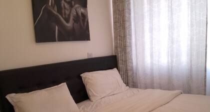 Besh Charming 1 bedroom house with wifi