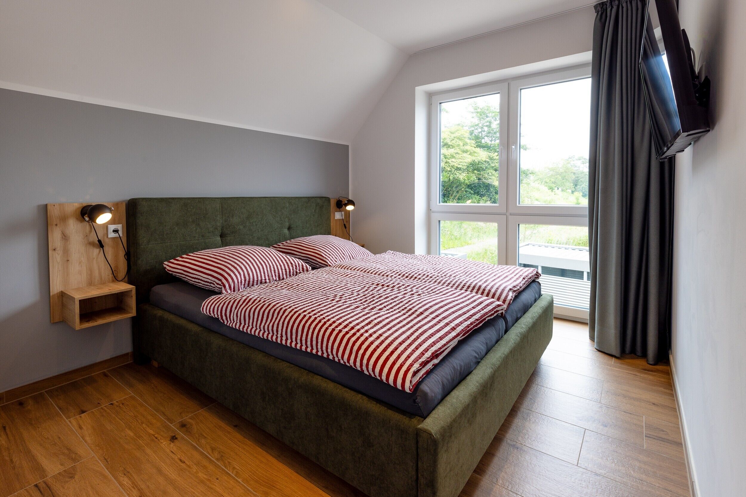 3 bedrooms, iron/ironing board, free WiFi