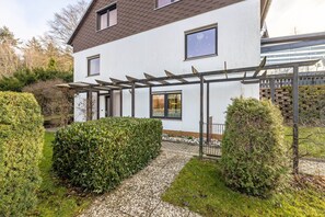 Exterior - Apartment 'Fernblick, 50qm' with Shared Terrace, Shared Garden and Wi-Fi (Bad Grund)