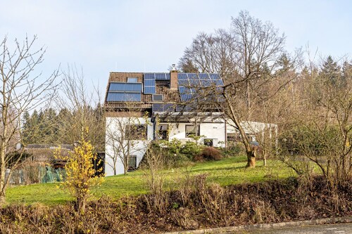 Ferienwohnung Fernblick 1, 50qm' mit  Terrasse, gemeinsamem Garten, Hunde willkommen und Wi-Fi