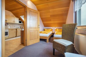 2 habitaciones, tabla de planchar con plancha y wifi gratis 