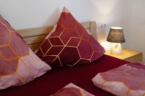 2 chambres, accès au Wi-Fi (inclus), literie fournie