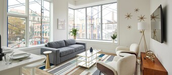 Bright Designer Loft –  steps from PATH to NYC