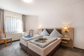 1 bedroom, free WiFi, bed sheets - Apartment 'Ettelsberg 1' with Balcony and Wi-Fi (Willingen (Upland))