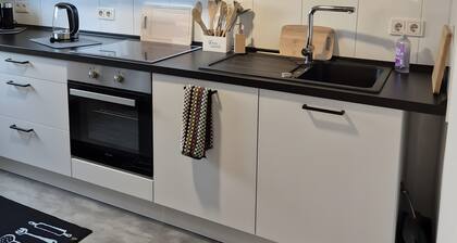 Ferienwohnung 'Haus Schmidt 4Zi Parknähe' mit Balkon und Wi-Fi