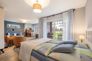 1 bedroom, free WiFi, bed sheets - Apartment 'Steensen' with Private Terrace, Private Garden and Wi-Fi (Leck)