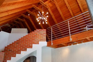 Interior - Holiday Apartment 'Himmelreich' with Balcony and Wi-Fi (Merkendorf)