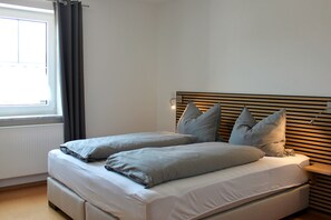 3 Schlafzimmer, kostenloses WLAN, Bettwäsche