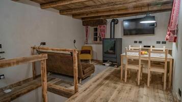 スマートテレビ、暖炉