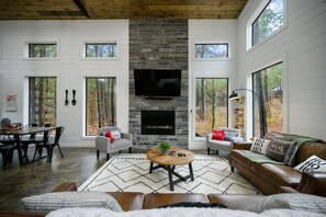 TV, fireplace, offices