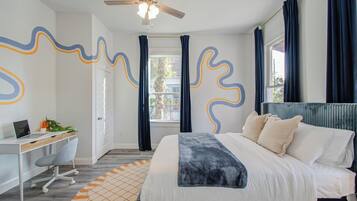 3 bedrooms, in-room safe, desk, iron/ironing board