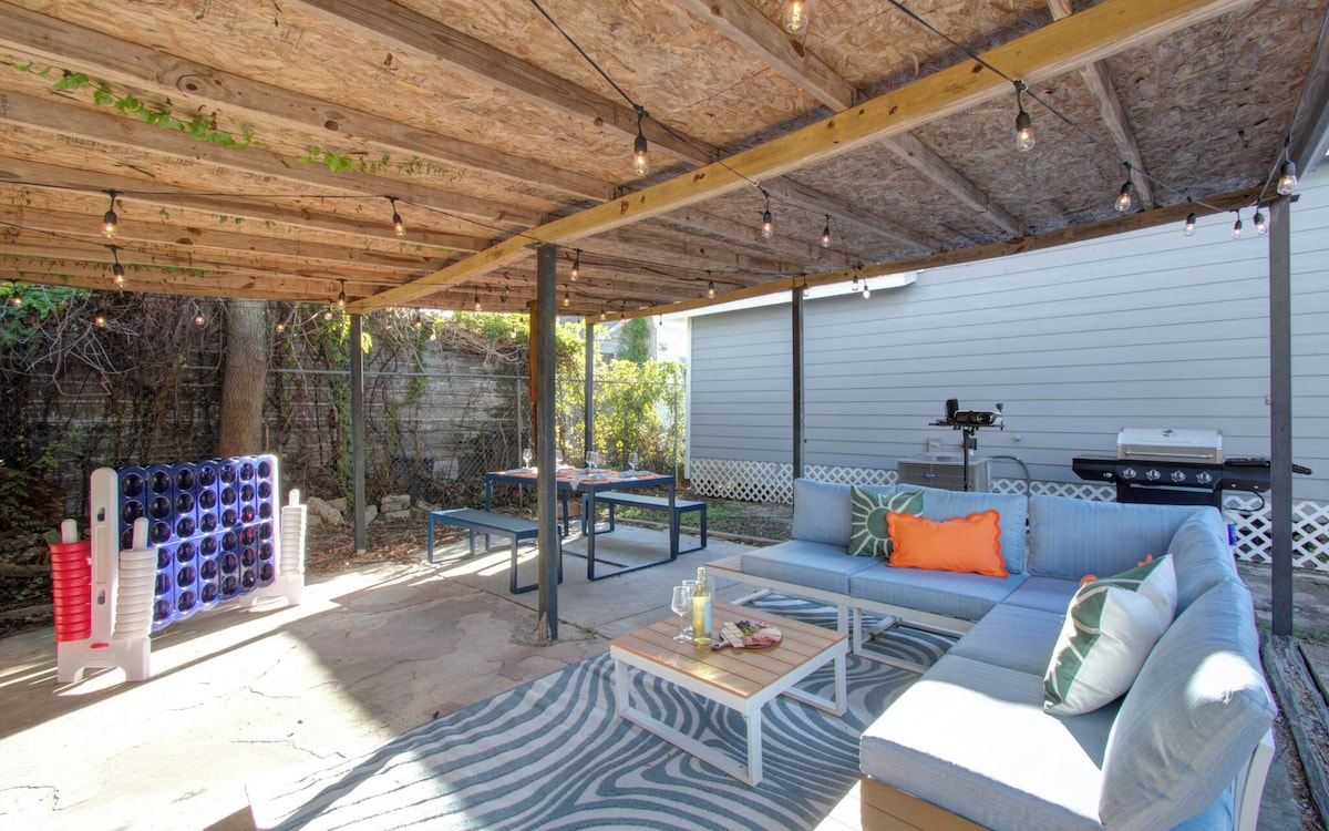 Photo 44 of 3 Bed, 2.5 Bath, 10 Minutes from Downtown, Fire-Pit, and Outdoor Theater