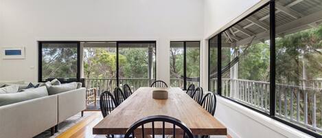 تناول الطعام