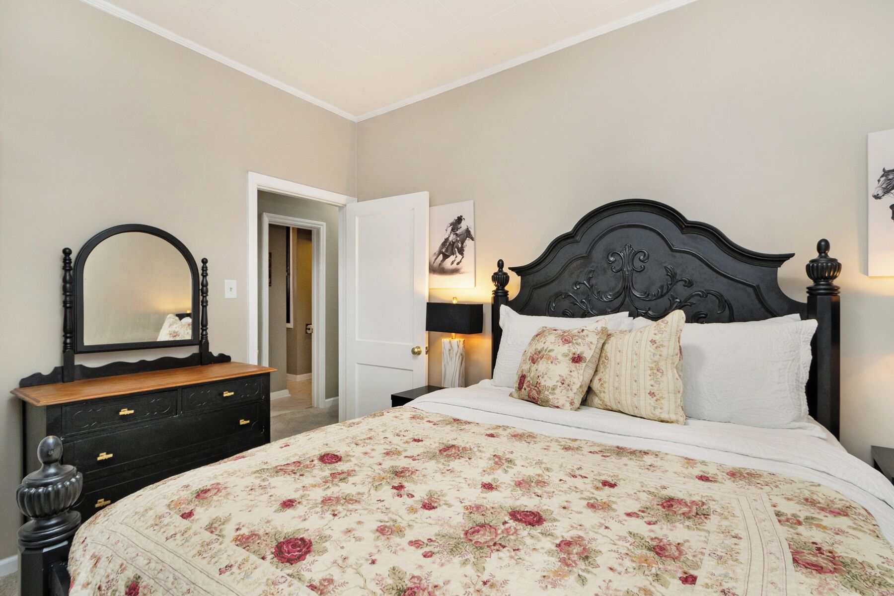 2 Schlafzimmer, Bügeleisen/Bügelbrett, kostenloses WLAN, Bettwäsche