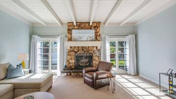 Smart TV, fireplace, foosball, table tennis