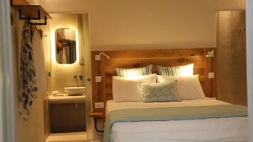 2 bedrooms, in-room safe, iron/ironing board, travel crib