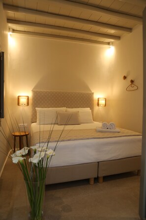 2 bedrooms, in-room safe, iron/ironing board, travel crib