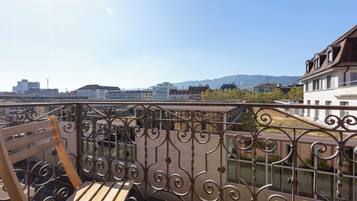 Premier Apartment, 2 Bedrooms | Terrace/patio