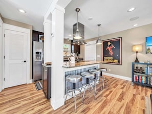 Fridge, microwave, oven, stovetop - 3-Min Walk to Beach, 2 Fully Equipped Homes for Your Destin Getaway (Destin)