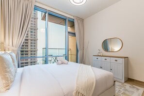 1 bedroom, iron/ironing board, free WiFi, bed sheets - Bright 1BR in Noura Tower, Al Habtoor City, Business Bay (Dubai)
