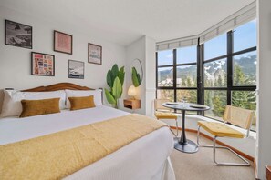 1 bedroom, iron/ironing board, WiFi, bed sheets - Mid Century Modern - Studio w Pool & Hot Tub (Whistler)