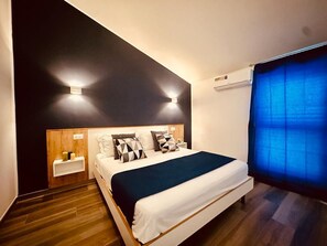 Coffres-forts dans les chambres, bureau, rideaux occultants