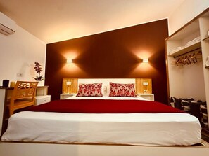 Két bảo mật tại phòng, bàn, màn/rèm cản sáng, phòng cách âm 