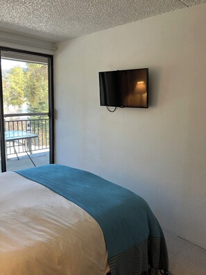 1 camera, ferro/asse da stiro, Wi-Fi, lenzuola