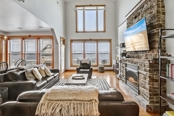 Smart TV, fireplace, video games, books