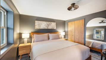4 bedrooms, iron/ironing board, travel crib, WiFi