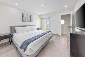 3 Schlafzimmer, Schreibtisch, kostenloses WLAN, Bettwäsche