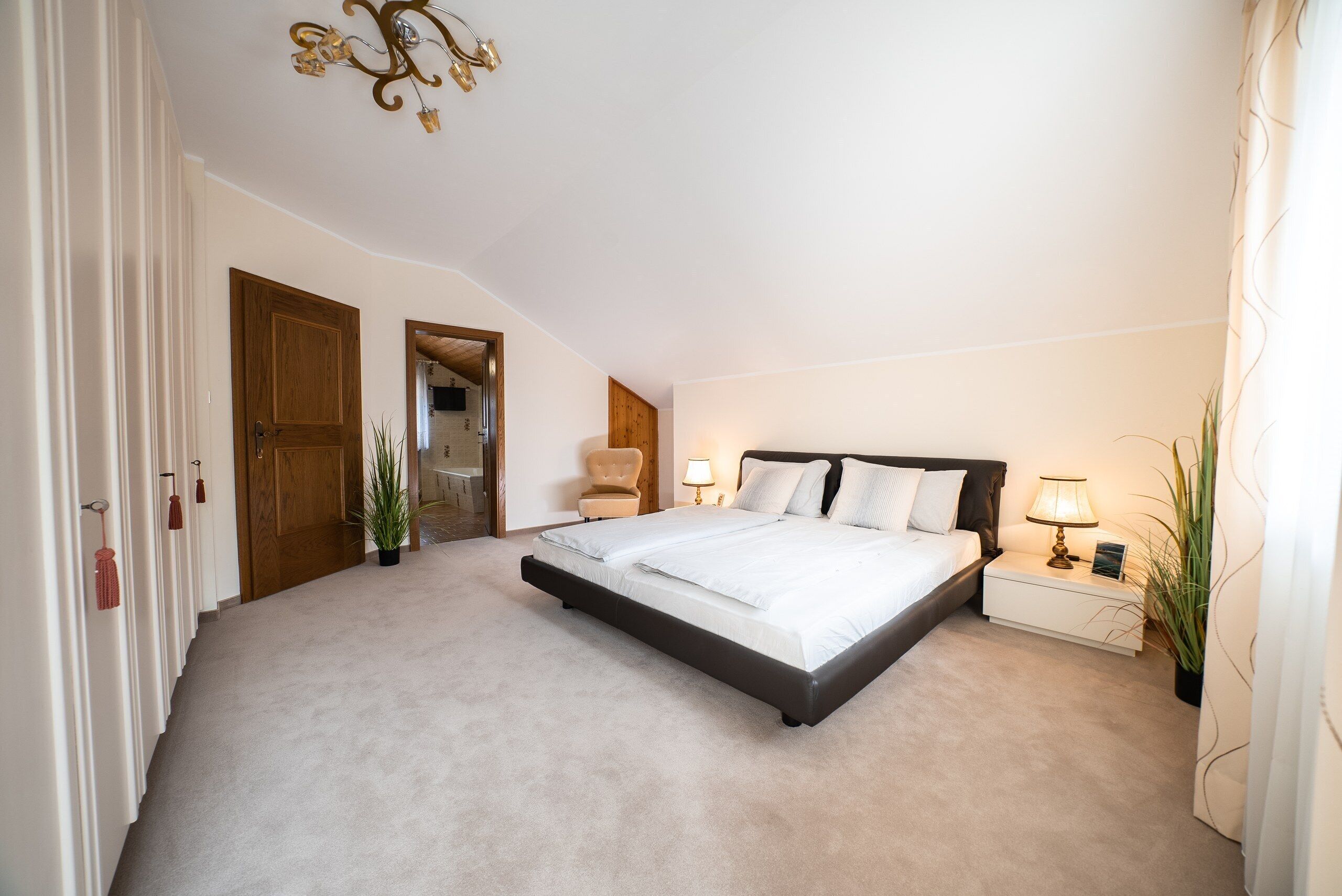 3 chambres, Wi-Fi gratuit, draps fournis