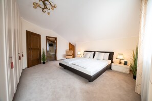 3 bedrooms, free WiFi, bed sheets
