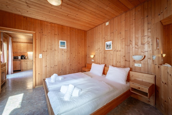 2 habitaciones, wifi gratis y ropa de cama 