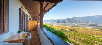 723F Apartment Burgunderhof