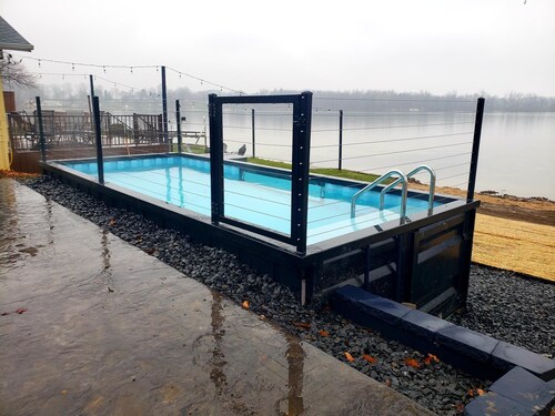 Year-Round Heated Pool - Hot Tub - Fire Pit