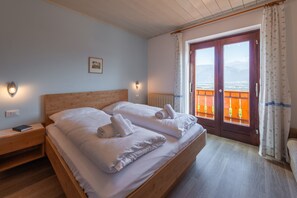 1 bedroom, free WiFi, bed sheets - 723B Apartment Burgunderhof (Termeno sulla strada del vino)