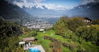 725C Apartment Haus Edith