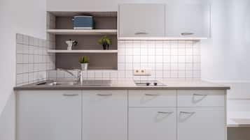 Réfrigérateur, lave-vaisselle, cafetiÚre/bouilloire