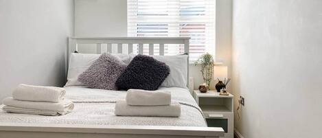 4 camere, ferro/asse da stiro, Wi-Fi, lenzuola